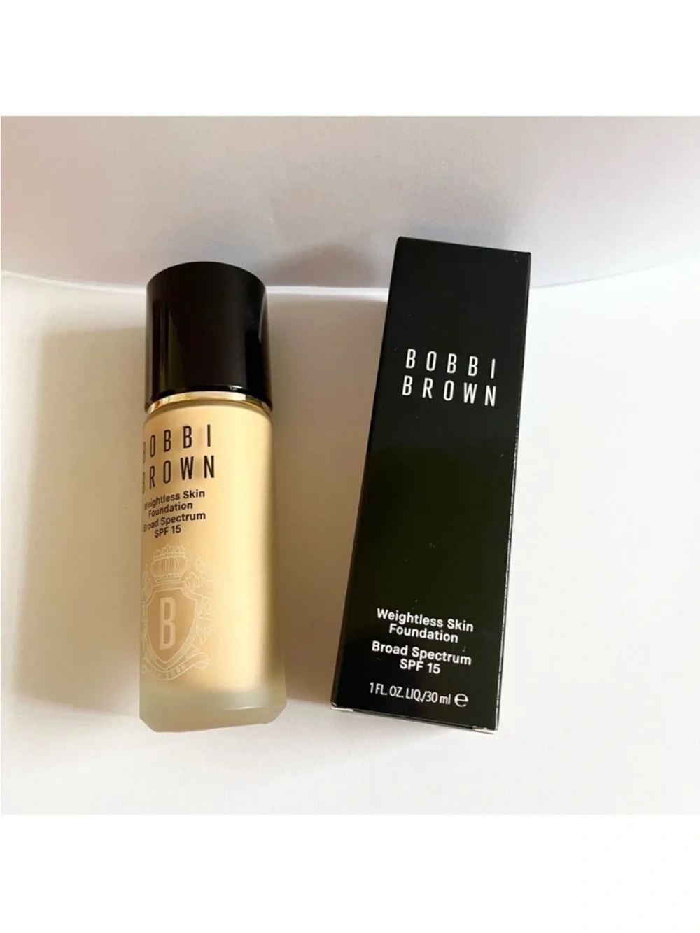 BOBBI BROWN SKIN LONG WEAR WEIGHTLESS FOUNDATION # W-036Warm Sand
